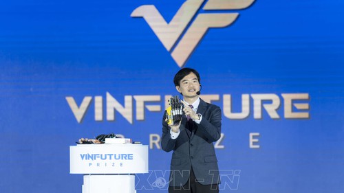 Tuần lễ Khoa học - Công nghệ VinFuture 2025: Giới thiệu những góc nhìn từ công nghệ đột phá tương lai