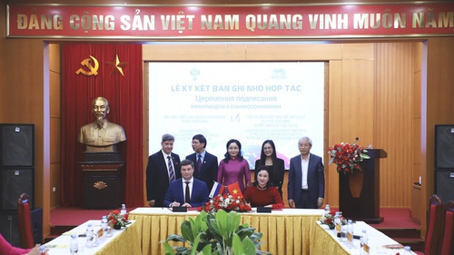 Hợp tác để gìn giữ, phát huy giá trị di sản Chủ tịch Hồ Chí Minh ra thế giới