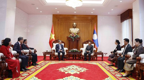 Tổng Bí thư Tô Lâm gặp các nguyên Tổng Bí thư, Chủ tịch nước Lào