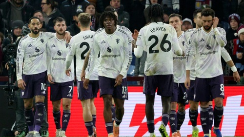 Cabin BLV: MU bất ổn vì hàng tiền vệ