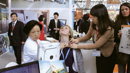 Hàn Quốc thu nhiều tỷ USD nhờ lượng khách du lịch y tế kỷ lục