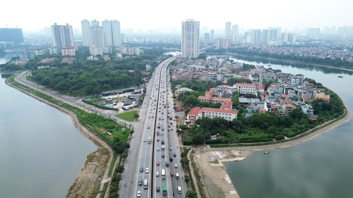 Hà Nội hạn chế một số loại phương tiện lưu thông vào Vành đai 3 trên cao