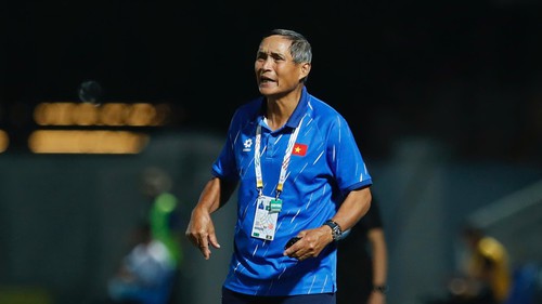 HLV Mai Đức Chung bày tỏ nỗi niềm về bóng đá nữ Việt Nam sau SEA Games, khẳng định việc cần phải làm