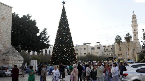 Bethlehem tưng bừng đón Giáng sinh trọn vẹn đầu tiên kể từ khi xung đột Gaza bùng phát