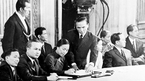 Đại hội Thi đua yêu nước toàn quốc lần thứ XI: Đại biểu cao tuổi nhất là nguyên Phó Chủ tịch nước Nguyễn Thị Bình