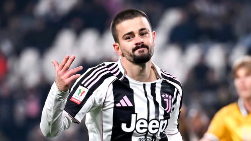 Juventus chào 2026 với 'cặp kính 3D' của Zhegrova
