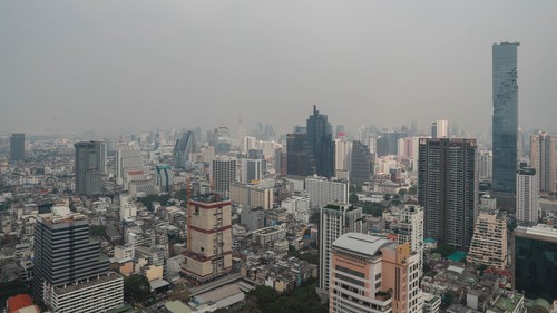 Thống đốc Bangkok đề xuất biện pháp làm việc tại nhà để cải thiện chất lượng không khí