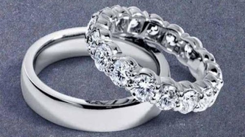 Giá các kim loại quý lao dốc trong phiên 29/12