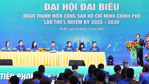Thủ tướng dự Đại hội đại biểu Đoàn TNCS Hồ Chí Minh Chính phủ lần thứ nhất 