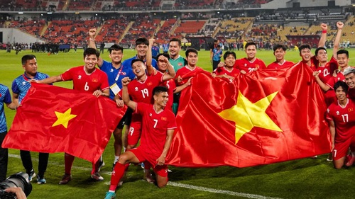FIFA vinh danh bóng đá Việt Nam vào ngày cuối năm 2025