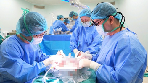 Thầy thuốc quân y 108 và ca ghép gan xuyên đêm: Món quà sự sống ngày cuối năm