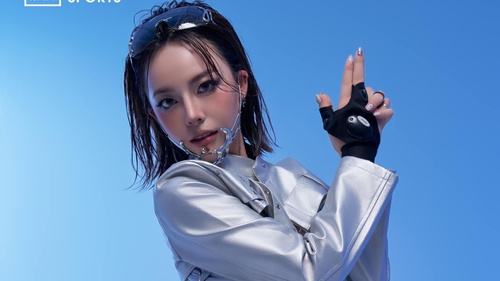 Hoa khôi bắn súng Phí Thanh Thảo xóa 60 video 'trai đẹp', chỉ giữ lại khoảnh khắc của cầu thủ Lý Đức