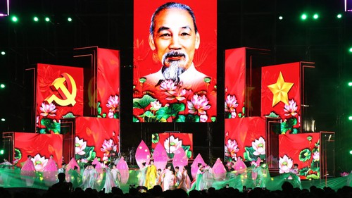 Cập nhật: Mọi miền Tổ quốc tưng bừng chào đón năm mới 2026