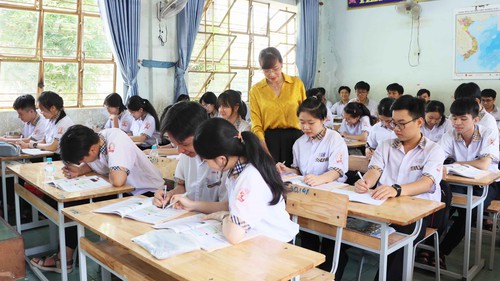 Lấy ý kiến góp ý sửa đổi Thông tư 29 quy định về dạy thêm, học thêm