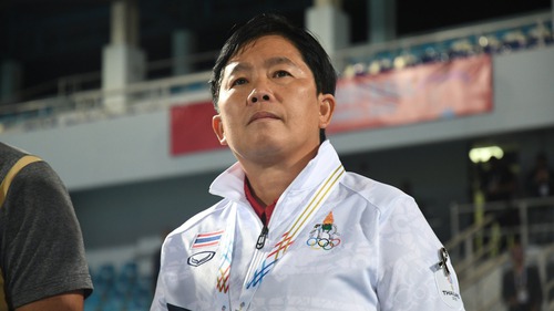 HLV tuyển nữ Thái Lan trấn an CĐV, Chủ tịch Liên đoàn thưởng ‘nóng’ sau trận thắng đầu tiên tại SEA Games 2025