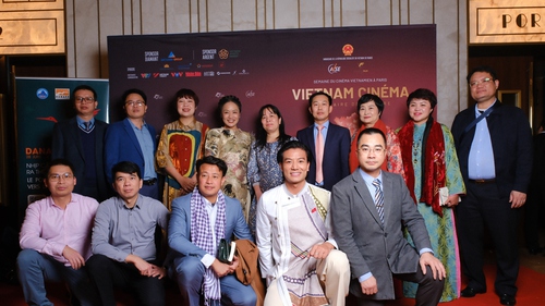 Dàn sao hội tụ trên thảm đỏ Tuần lễ Điện ảnh Việt Nam – Hành trình ánh sáng