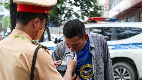 Hai tháng xử lý 126.482 người điều khiển phương tiện vi phạm nồng độ cồn