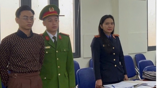 Bắt tạm giam "tổng tài" chỉ đạo đánh người tại quán cà phê