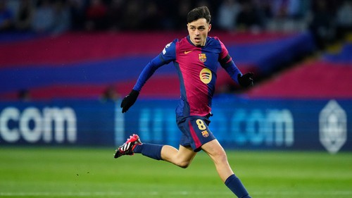 Barca của Flick đang nhảy theo nhịp điệu Pedri