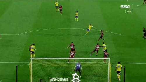 Ngỡ ngàng với siêu phẩm volley của Ronaldo cho Al Nassr, ngoại tứ tuần mà vẫn quá 'gân'