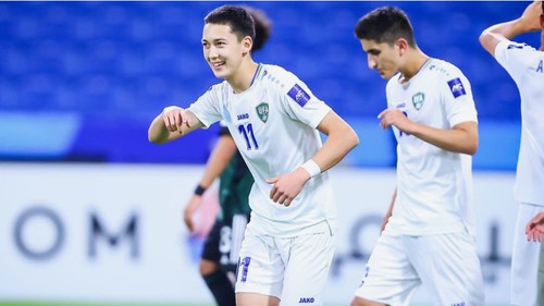 2 đội cùng bảng với U17 Việt Nam bị loại ở tứ kết, U17 Uzbekistan tiến gần tới chức vô địch châu Á