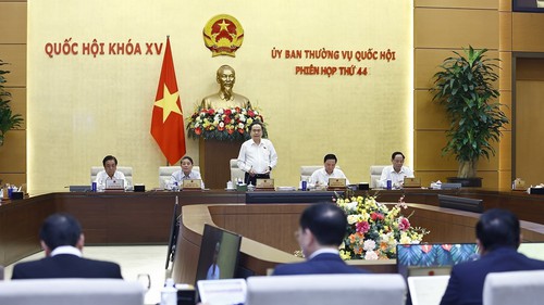 Phiên họp thứ 44 Ủy ban Thường vụ Quốc hội: Đẩy mạnh tuyên truyền chủ trương, chính sách về tinh gọn tổ chức bộ máy