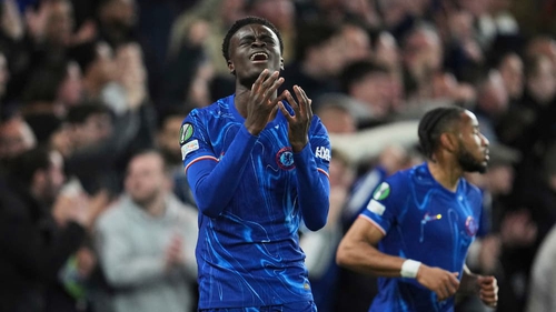 Kết quả cúp C3 châu Âu: Chelsea đi tiếp dù thua trên sân nhà; hai cựu sao MU vào bán kết