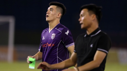 Mùa giải bất ổn với 'đại gia V-League' B.Bình Dương
