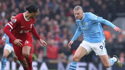 Góc nhìn: Vì sao rất khó rê bóng qua Van Dijk?