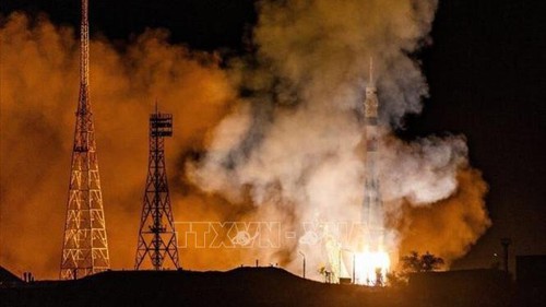 Tàu vũ trụ Soyuz của Nga từ ISS trở về Trái Đất an toàn