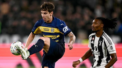 Hoãn toàn bộ các trận đấu bóng đá tại Ý