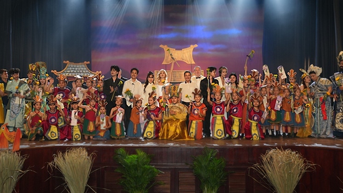 Dàn sao đến xem nhạc kịch "Romeo và Juliet phiên bản Việt"