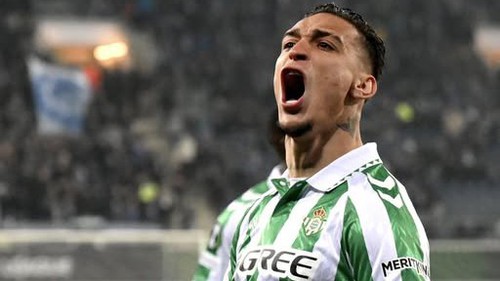 Đá mới 17 trận ở Real Betis, Antony đã cán mốc bàn thắng của hai mùa rưỡi khoác áo MU