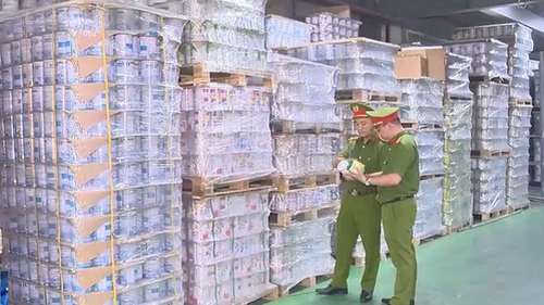Thành phố Hồ Chí Minh: Ra quân liên ngành kiểm tra việc sản xuất, kinh doanh sữa