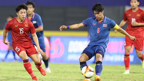 Cộng đồng mạng tranh cãi vì môn bóng đá SEA Games