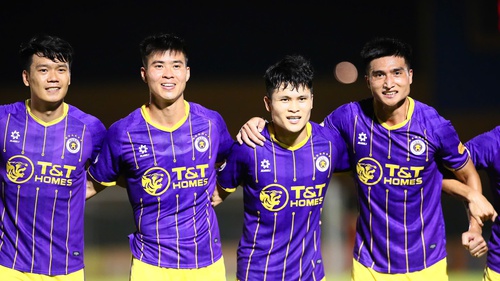 Tuấn Hải ghi bàn trở lại, Hà Nội FC dễ soán ngôi Nam Định