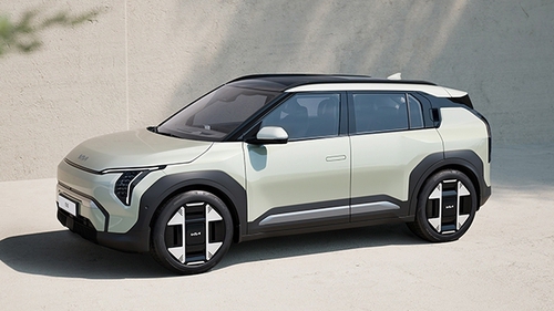 Xe điện Hàn Quốc là Xe của năm quốc tế 2025