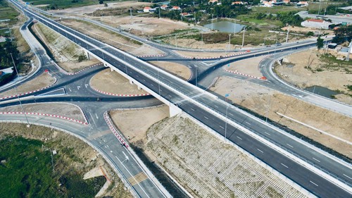 Chi tiết nút giao cao tốc Bắc - Nam đưa vào khai thác dịp lễ 30/4 - 1/5