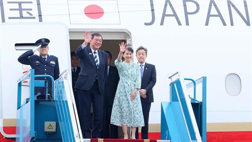 Thủ tướng Nhật Bản Ishiba Shigeru đến Hà Nội, bắt đầu thăm chính thức Việt Nam