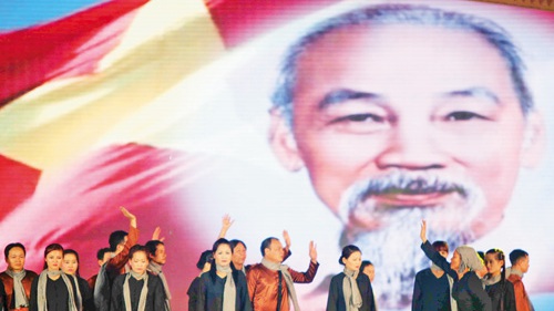 Chữ và nghĩa: Thiêng liêng 2 tiếng "miền Nam"