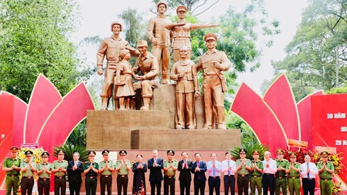 Tổng Bí thư Tô Lâm dự Lễ khánh thành Tượng đài Công an nhân dân tại Thành phố Hồ Chí Minh