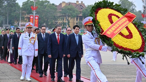 Lãnh đạo Đảng, Nhà nước vào Lăng viếng Chủ tịch Hồ Chí Minh