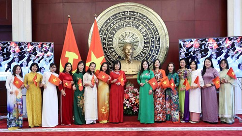 50 năm Thống nhất đất nước: Cộng đồng người Việt tại Bắc Kinh hướng về Tổ quốc