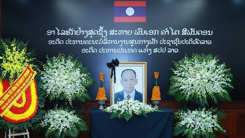 Đại tướng Khamtay Siphandone - Tấm gương sáng về lòng trung thành với Tổ quốc và nhân dân