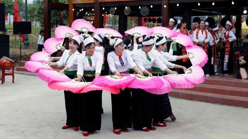 Giỗ Tổ Hùng Vương 2025: Tạm dừng, hoãn và lùi một số hoạt động