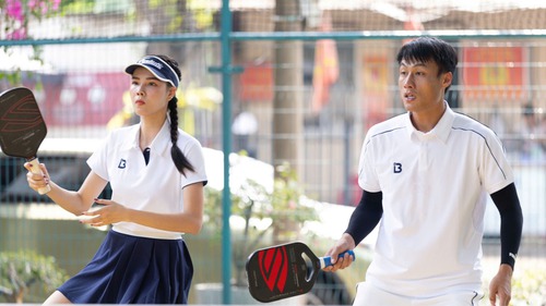 Vợ cầu thủ Mạc Hồng Quân kể về tình huống dẫn tới gãy xương đùi trên sân pickleball