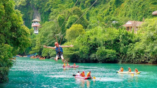 Các điểm du lịch ở Quảng Bình thu hút khách đến trải nghiệm