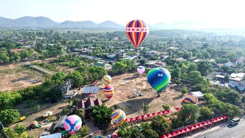 Đặc sắc Ngày hội Khinh khí cầu Đắk Lắk 2025 