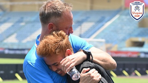 Theerathon Bunmathan: ‘Tôi hiếm khi thua đội tuyển Việt Nam’