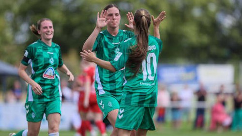 Chị gái của ‘sao’ đội tuyển Đức chạm trán đội tuyển Việt Nam